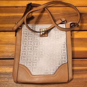 Tommy Hilfiger crossbody small bag nwot tan camel navy